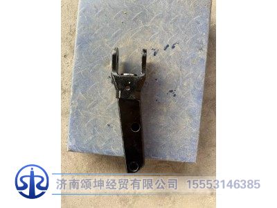 DZ9100680065,前桥减震器连接叉及座,济南颂坤经贸有限公司