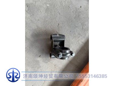 81.43722.0054（0055）,前稳定杆轴承座（左右）,济南颂坤经贸有限公司