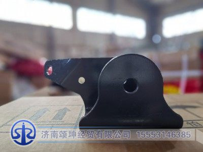 810W41720-2782,驾驶室前悬摆臂右过渡支架,济南颂坤经贸有限公司
