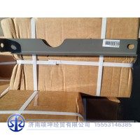 YG9725190064      油滤器中支架