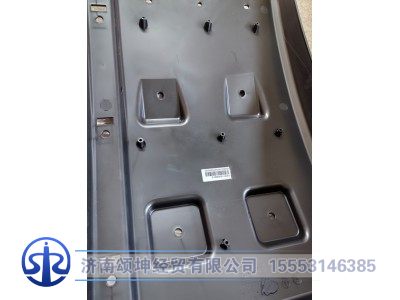 LG1611230308,轻卡前轮后档泥板右,济南颂坤经贸有限公司