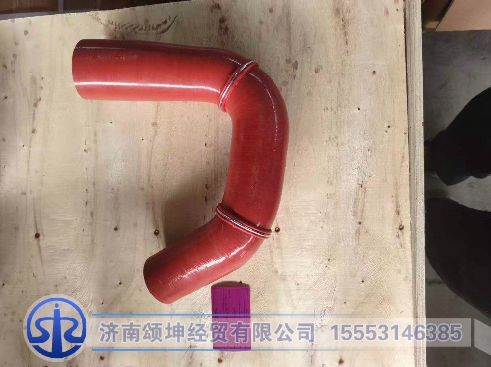 451309128/ XGA13DFW817-03052   发动机出水胶管