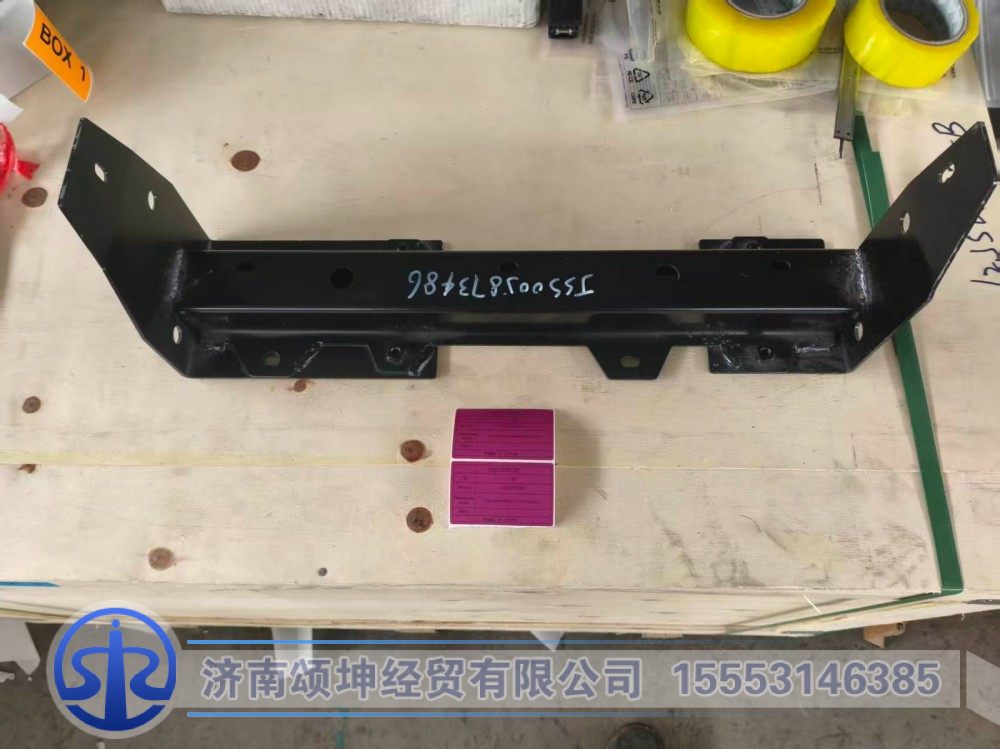 JSS005873486   左侧二级踏步安装支架