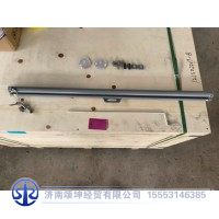 130907000526A    前窗帘