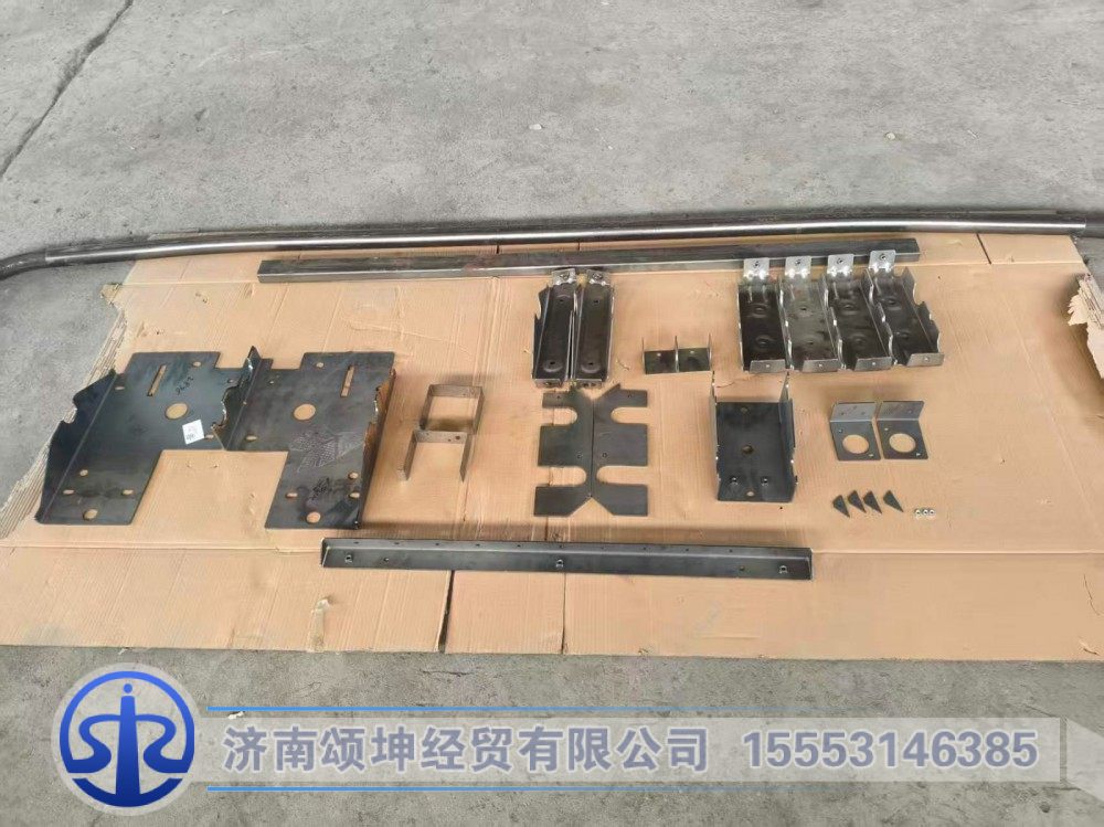 JSS006392395   前保险杠框架