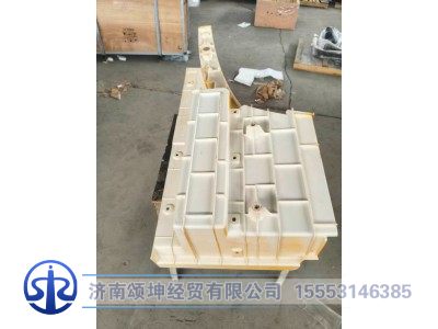 JSS005656403,右侧二级踏步本体,济南颂坤经贸有限公司