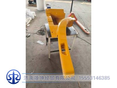 JSS005656403,右侧二级踏步本体,济南颂坤经贸有限公司