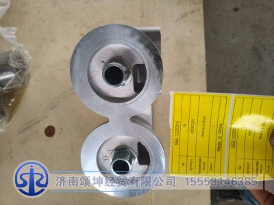 459333332,机油滤清器座,济南颂坤经贸有限公司