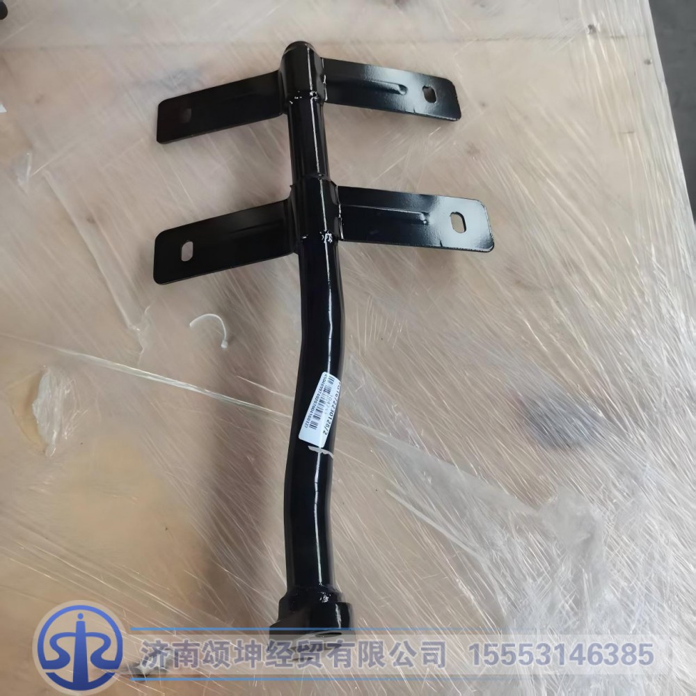 FG1672230128,中体右挡泥板支架（两孔）,济南颂坤经贸有限公司