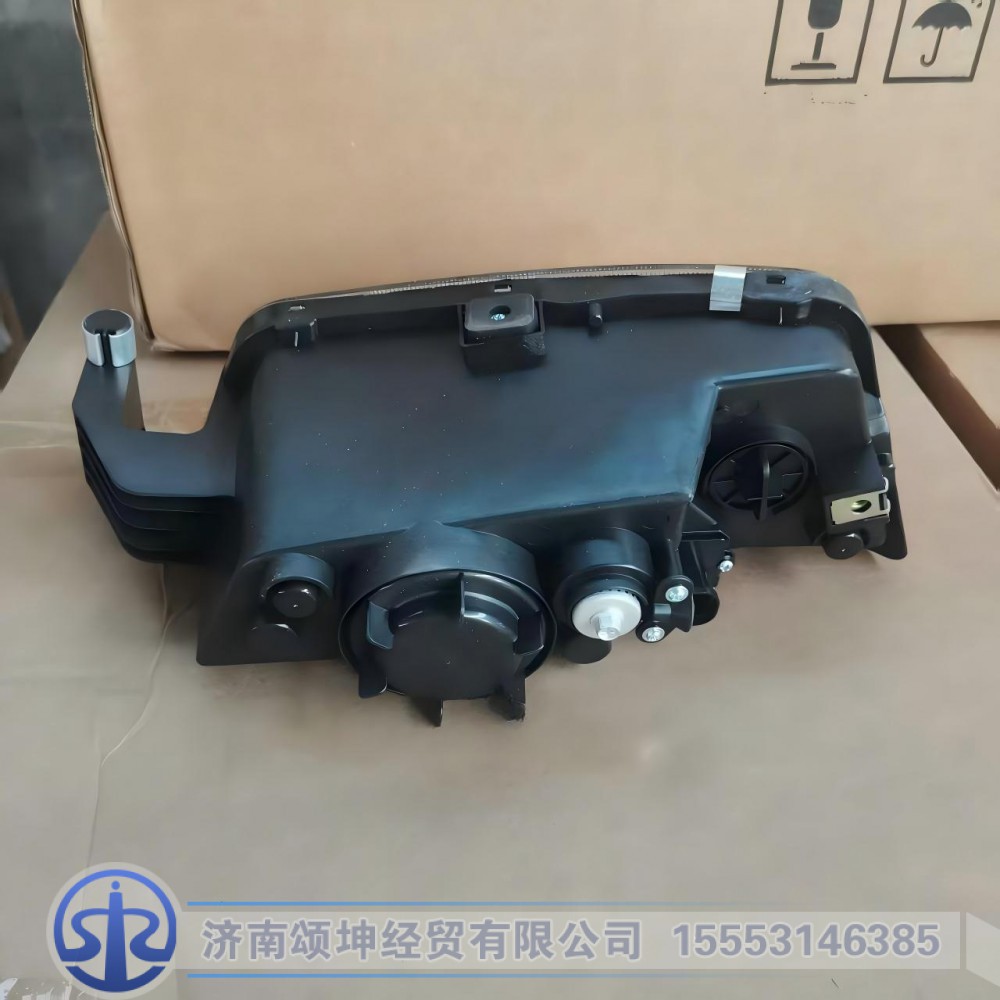 812W25320-6002  前组合灯总成(右）/812W25320-6002
