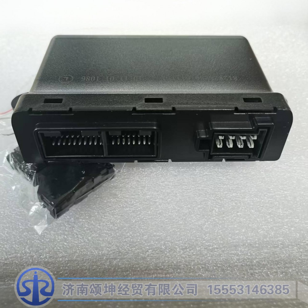 812W28230-6111,车门控制器（左，双芯片）,济南颂坤经贸有限公司
