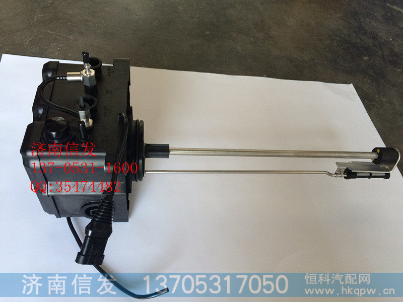 WG1034121181 尿素泵一体的