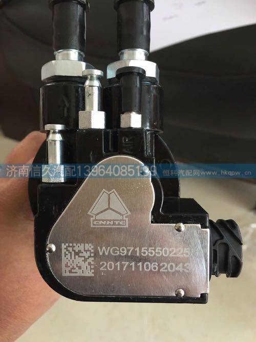 中国重汽豪沃油位传感器WG9715550225/1