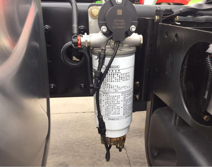 4319928X,电子泵油水分离器Oil water separator,济南向前汽车配件有限公司