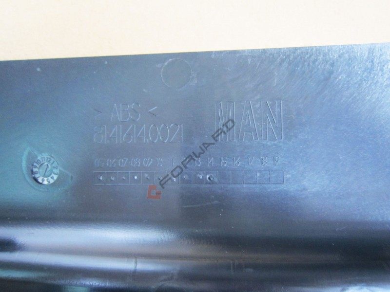 81.41614-0021,Upper right trim plate,济南向前汽车配件有限公司