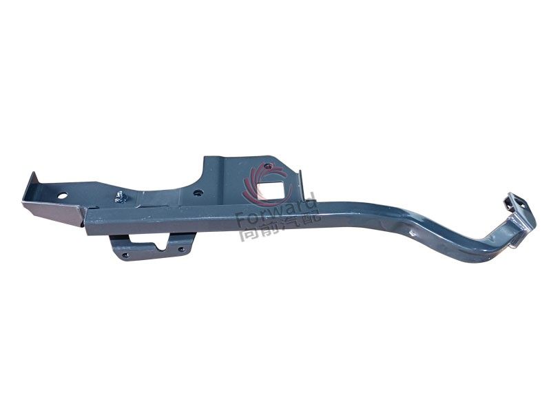 710W41610-6498 右保险杠固定支架,Right bumper mounting bracket,济南向前汽车配件有限公司