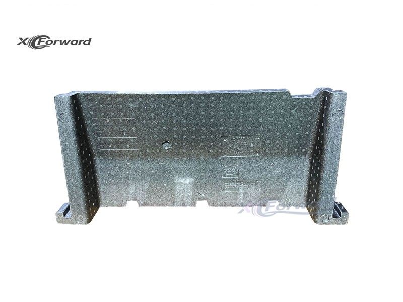 SINOTRUK SITRAK C7H-TX-T5G 车身驾驶室系统 YZ166257000092  工具箱前挡板