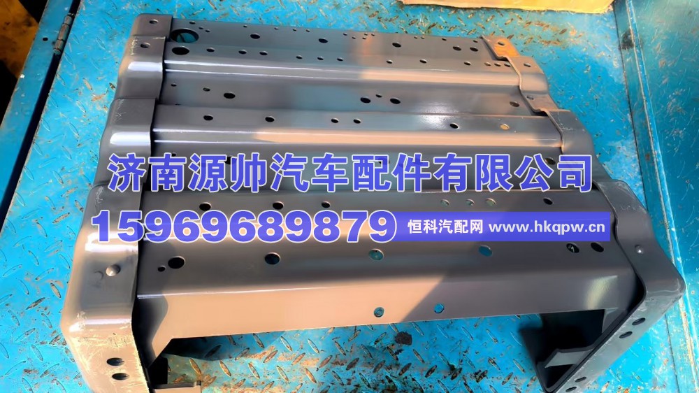 811 W41860-5385,汕德卡电瓶箱体总成,济南源帅汽车配件有限公司