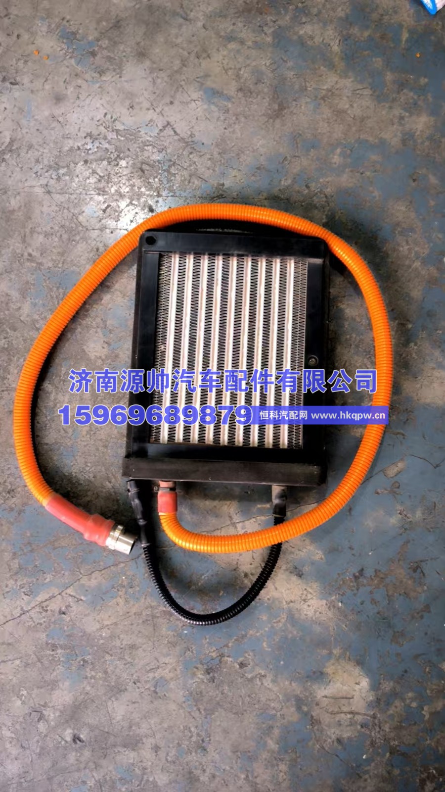 8101115-C1B00,东风暖风水箱  8101115-C1B00,济南源帅汽车配件有限公司