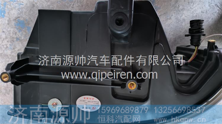 豪沃07/08款前LED大灯 WG9719720001