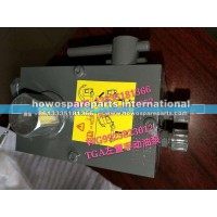 豪沃T5G TGA左置手动油泵