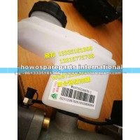豪沃军车离合器总泵总成~储油壶