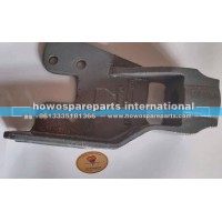 WG9725930524 牵引钩座140