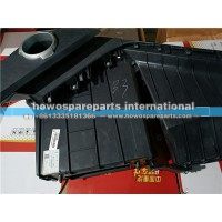 重汽豪沃TH7中间储物盒总成