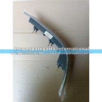 重汽豪沃TX高顶遮阳板装饰灯（右）WG9925725017