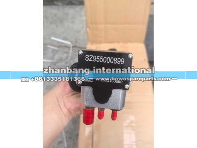 SZ955000899,SAHAMANX3000油位传感器,济南冠泽卡车配件营销中心