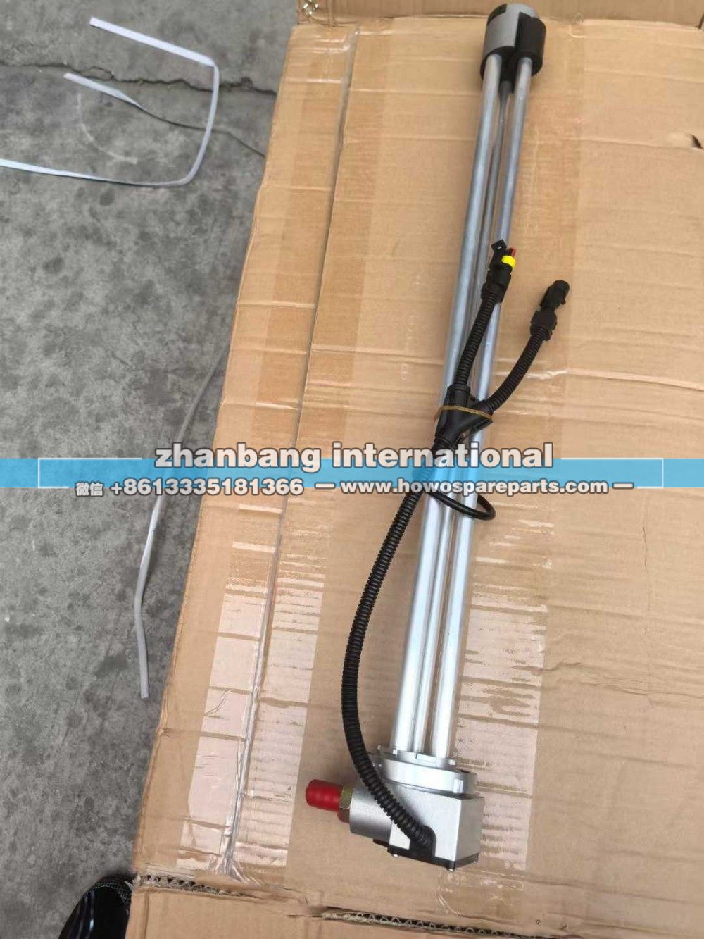 SZ955000899,SAHAMANX3000油位传感器,济南冠泽卡车配件营销中心