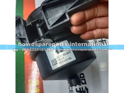 082V01804-0013,重汽曼发动机油气分离器,济南冠泽卡车配件营销中心