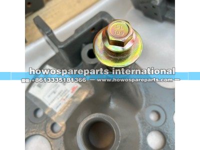 EZ160043000037,重汽HOWO驾驶室前悬下支架,济南冠泽卡车配件营销中心