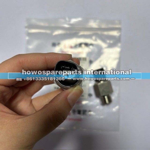 202V27421-0263,燃油压力传感器,济南冠泽卡车配件营销中心