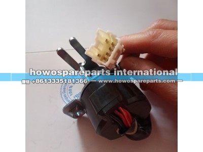 1815340032,五十铃发动机加速传感器,济南冠泽卡车配件营销中心