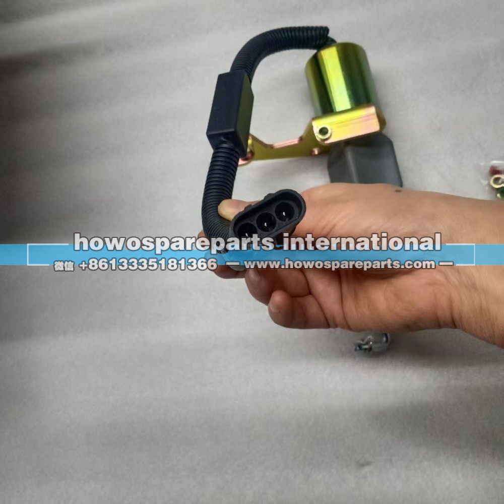 4110000081069,临工挖机熄火电磁阀,济南冠泽卡车配件营销中心