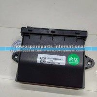 汕德卡C7右置副司機(jī)側(cè)車門控制器，YZ17D233000004,273元