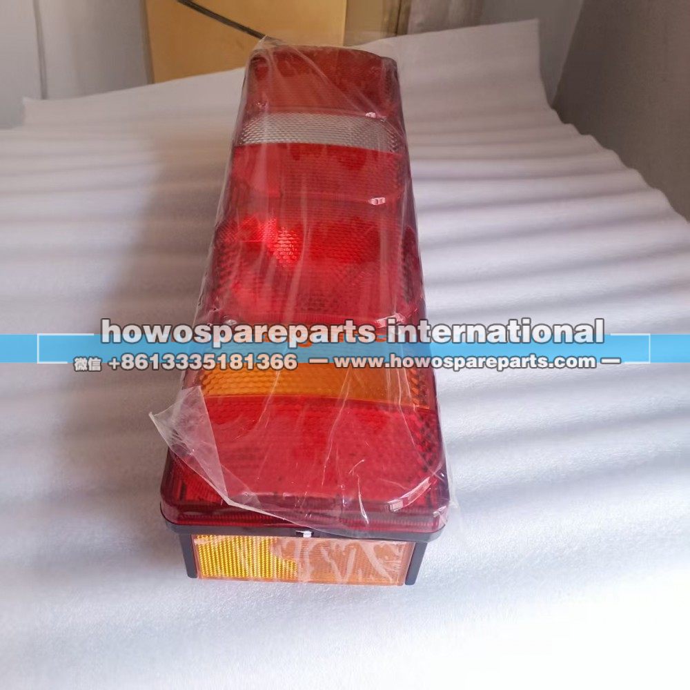 WG9925810002,重汽豪沃T7后尾灯总成右,济南冠泽卡车配件营销中心
