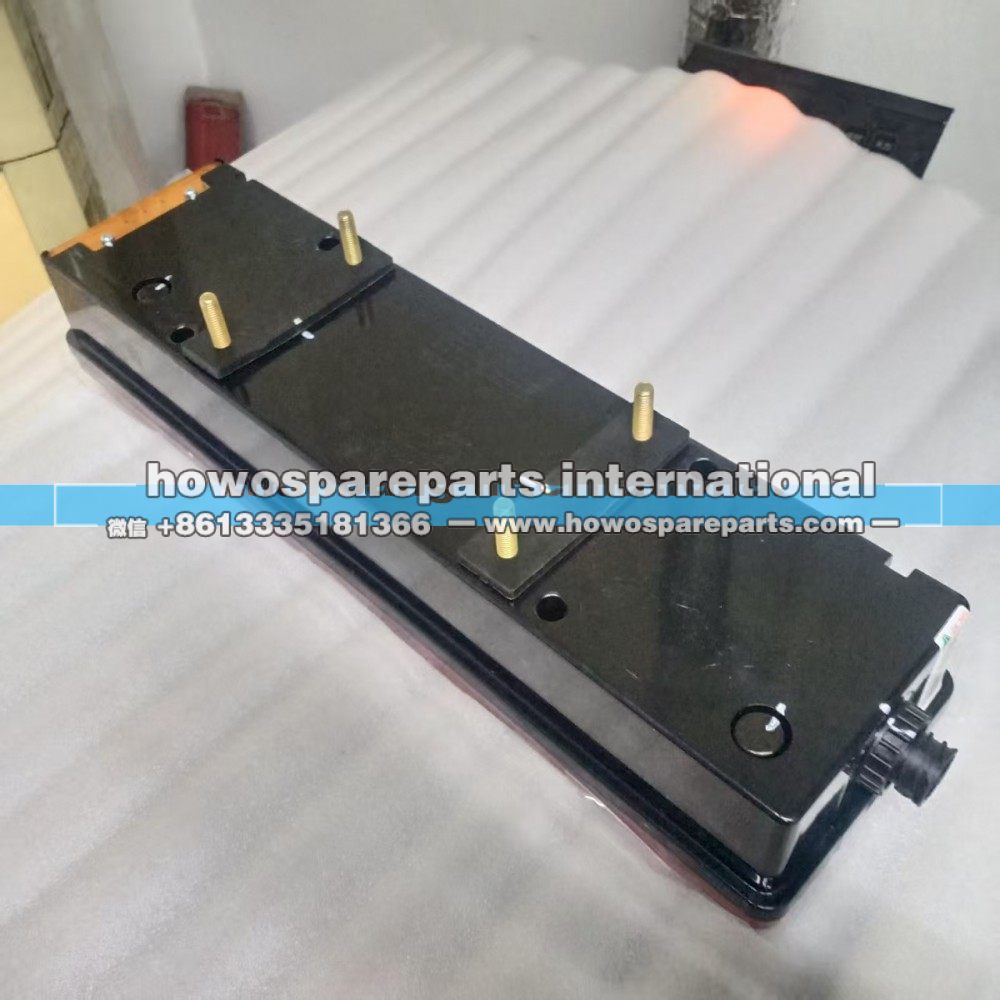 WG9925810001,重汽豪沃T7后尾灯总成左,济南冠泽卡车配件营销中心