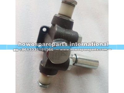 VG1242088004,重汽D12发动机输油泵,济南冠泽卡车配件营销中心