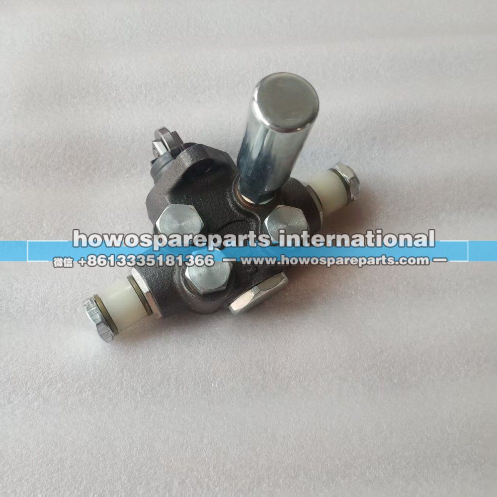 重汽D12发动机输油泵，VG1242088004，95元