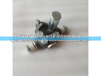 VG1242088004,重汽D12发动机输油泵,济南冠泽卡车配件营销中心