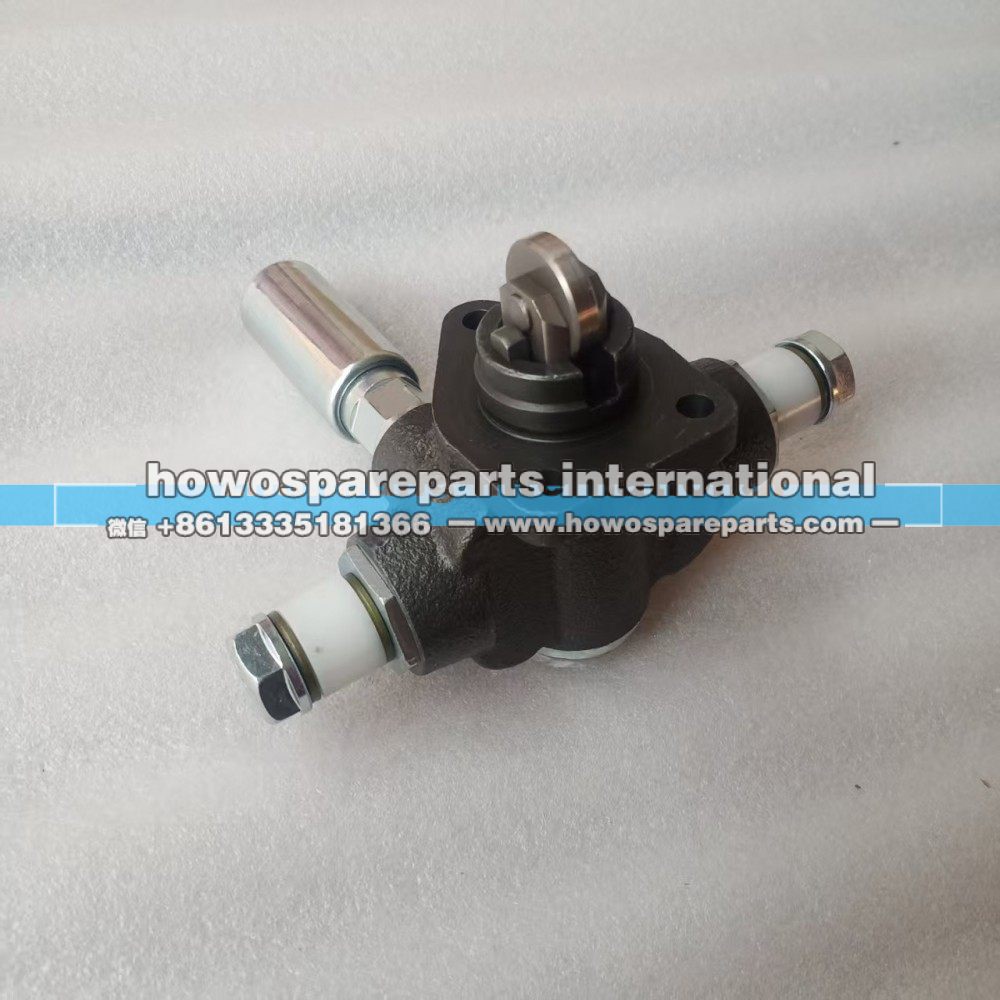 VG1095088010,重汽WD615发动机输油泵,济南冠泽卡车配件营销中心