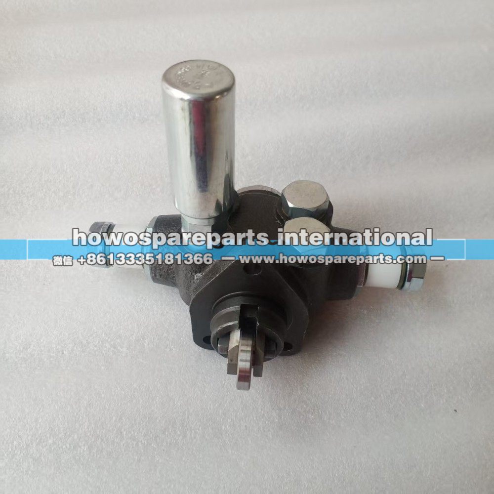 VG1095088010,重汽WD615发动机输油泵,济南冠泽卡车配件营销中心