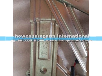 DZ15221330058,陕汽德龙新M3000玻璃升降器左,济南冠泽卡车配件营销中心