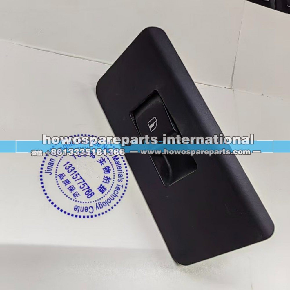 HOWO轻卡右门控开关面板 ，LG1611338036/LG1611338036
