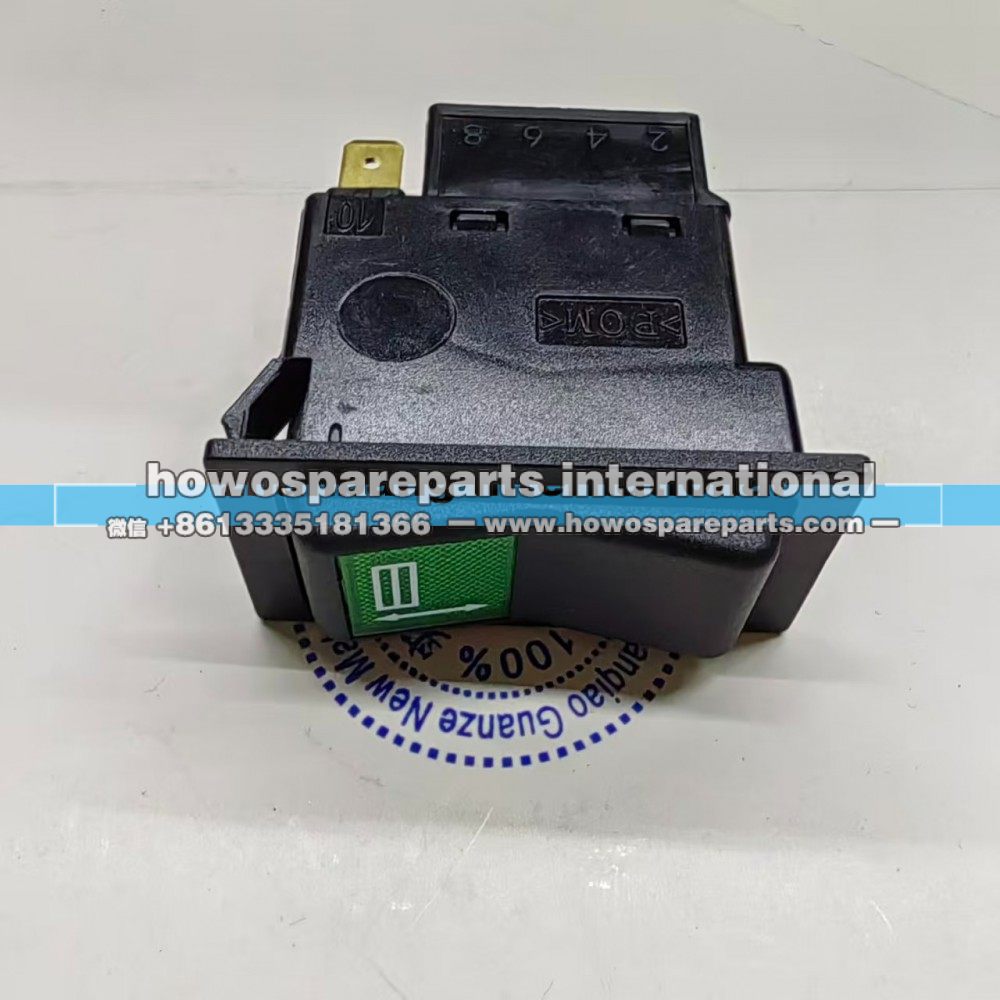 BZ53715800070   重汽码头车翘板开关/BZ53715800070