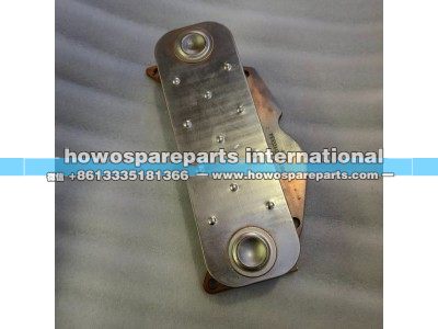 61500010334,WD615发动机机油冷却器,济南冠泽卡车配件营销中心