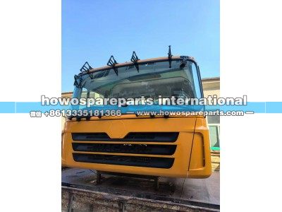 ,德龙F3000右置驾驶室总成,济南冠泽卡车配件营销中心