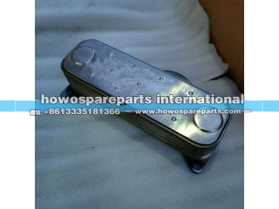 61800010113,潍柴WD618发动机机油冷却器,济南冠泽卡车配件营销中心